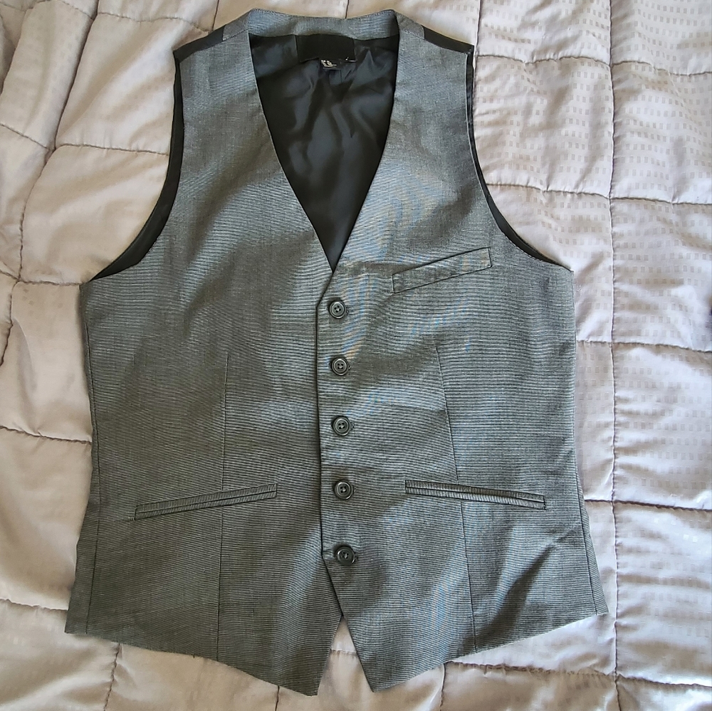 H&M gray vest (US 36R)